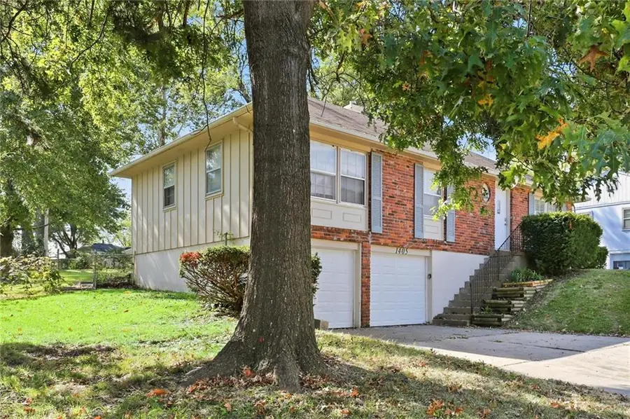 1405 NE 76th Street, Gladstone, MO 64118 - #2