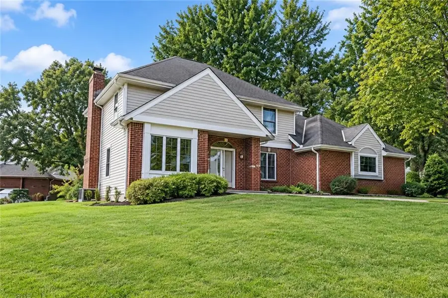 1212 NW Fairway Circle, Blue Springs, MO 64014 - #2