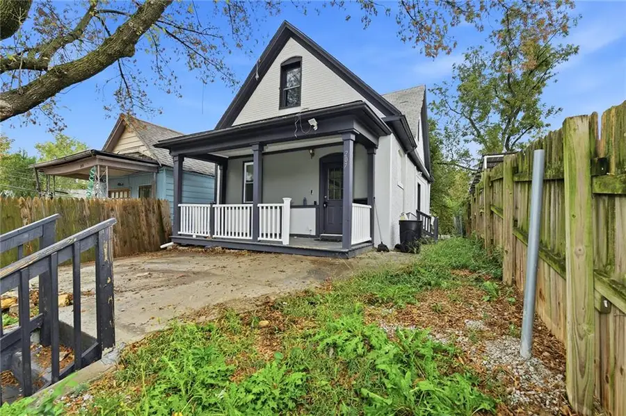 207 N Mill Street, Kansas City, KS 66101 - #3