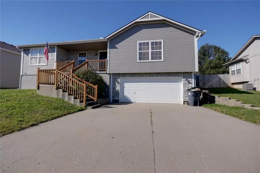 716 SW Brome Drive, Grain Valley, MO 64029 - #2