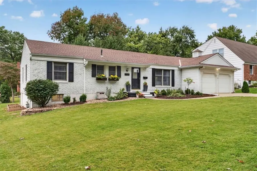 11520 Walnut Street, Kansas City, MO 64131 - #2