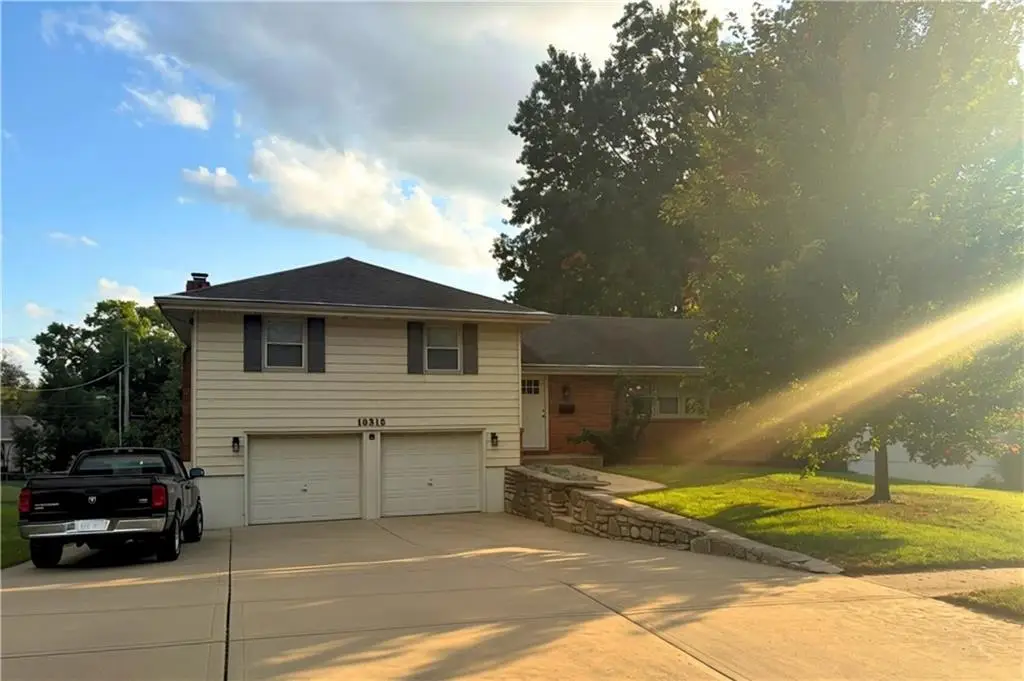 10315 W 69th Street, Shawnee, KS 66203 - #1
