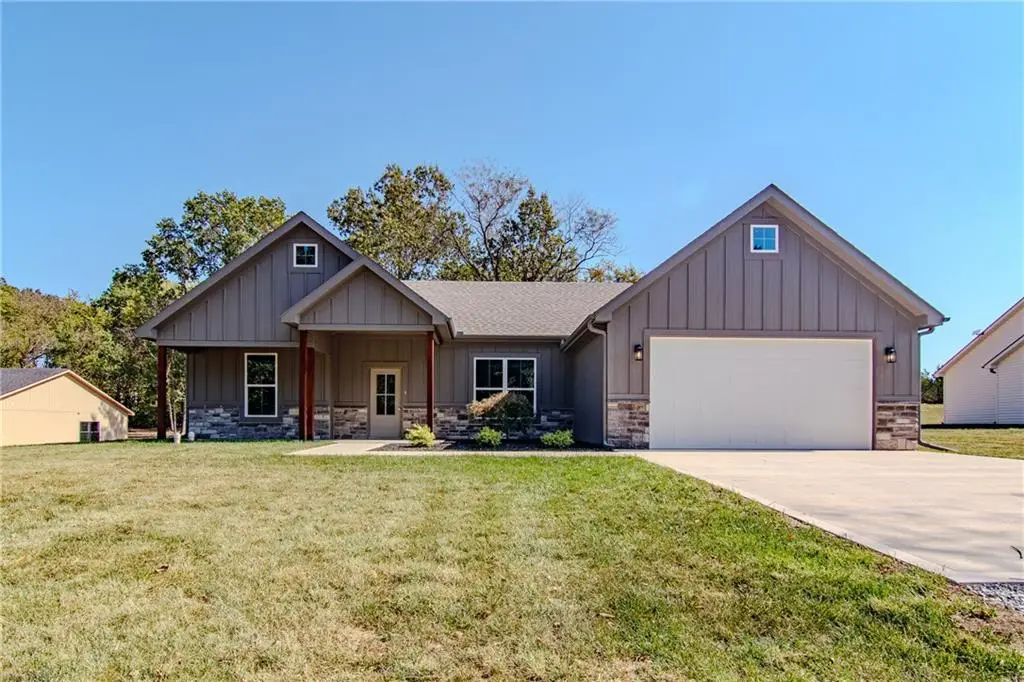 331 NE 21st Road, Warrensburg, MO 64093 - #1