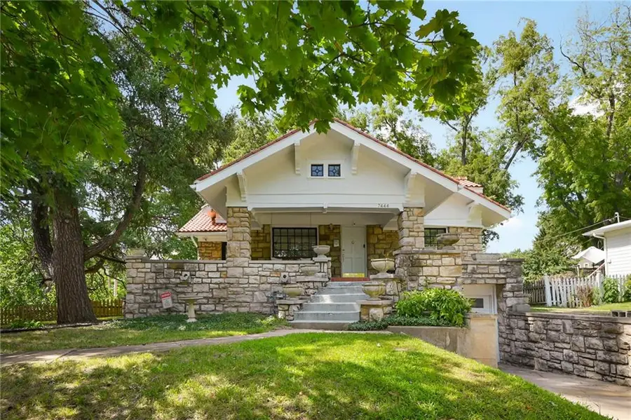 7444 Mercier Street, Kansas City, MO 64114 - #2