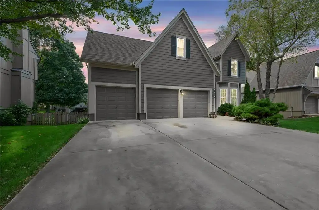 12738 King Street, Overland Park, KS 66213 - #1