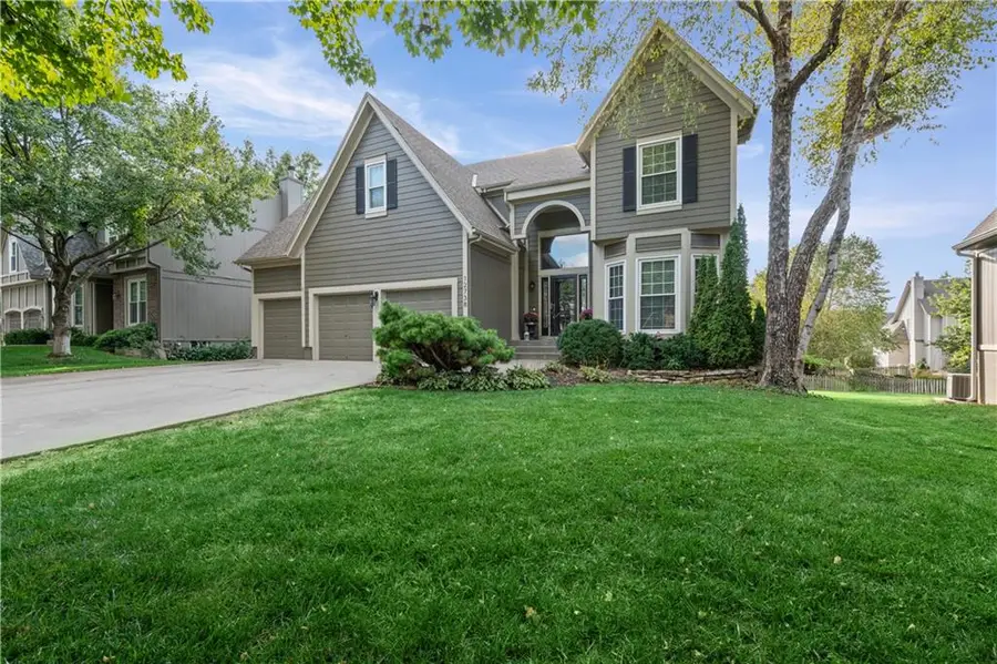 12738 King Street, Overland Park, KS 66213 - #2