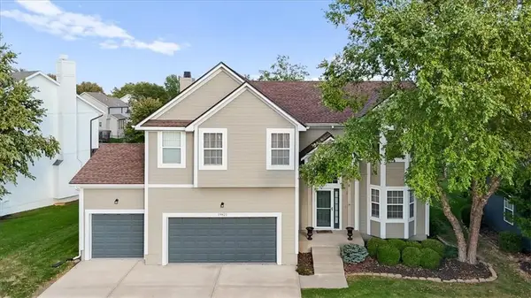19821 W 96th Terrace, Lenexa, KS 66220