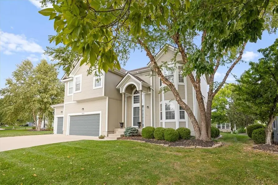 19821 W 96th Terrace, Lenexa, KS 66220 - #2