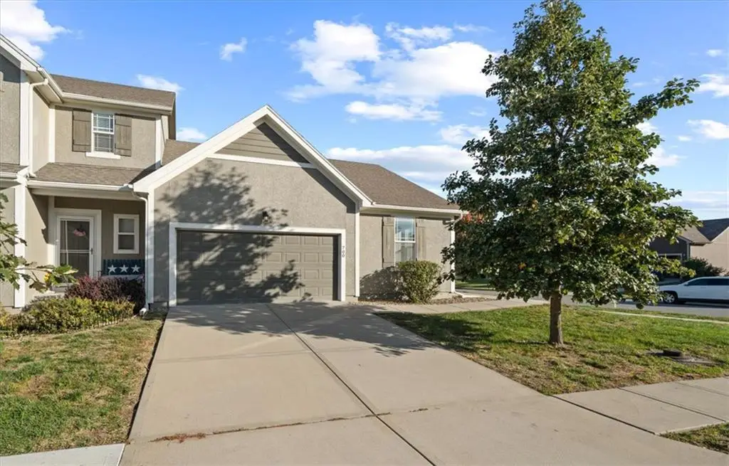 700 W Shawnee Court, Gardner, KS 66030 - #1