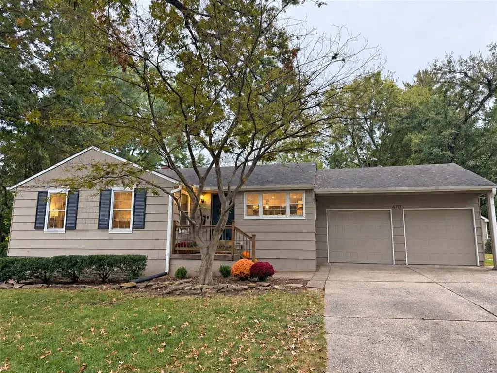 4717 W 77th Place, Prairie Village, KS 66208 - #1