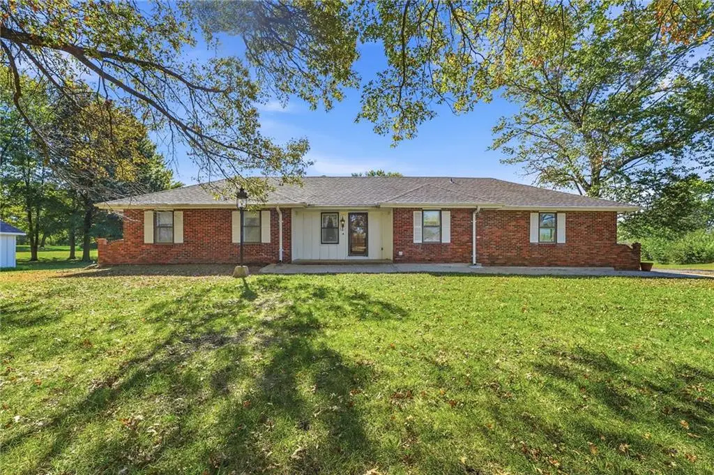 5905 E 210th Street, Belton, MO 64012 - #1