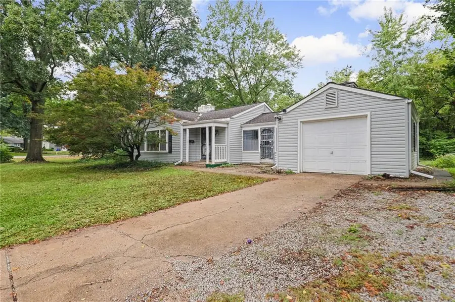 8932 E 66th Street, Raytown, MO 64133 - #2