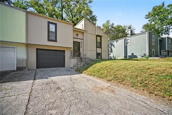 9528 Manning Avenue, Kansas City, MO 64134