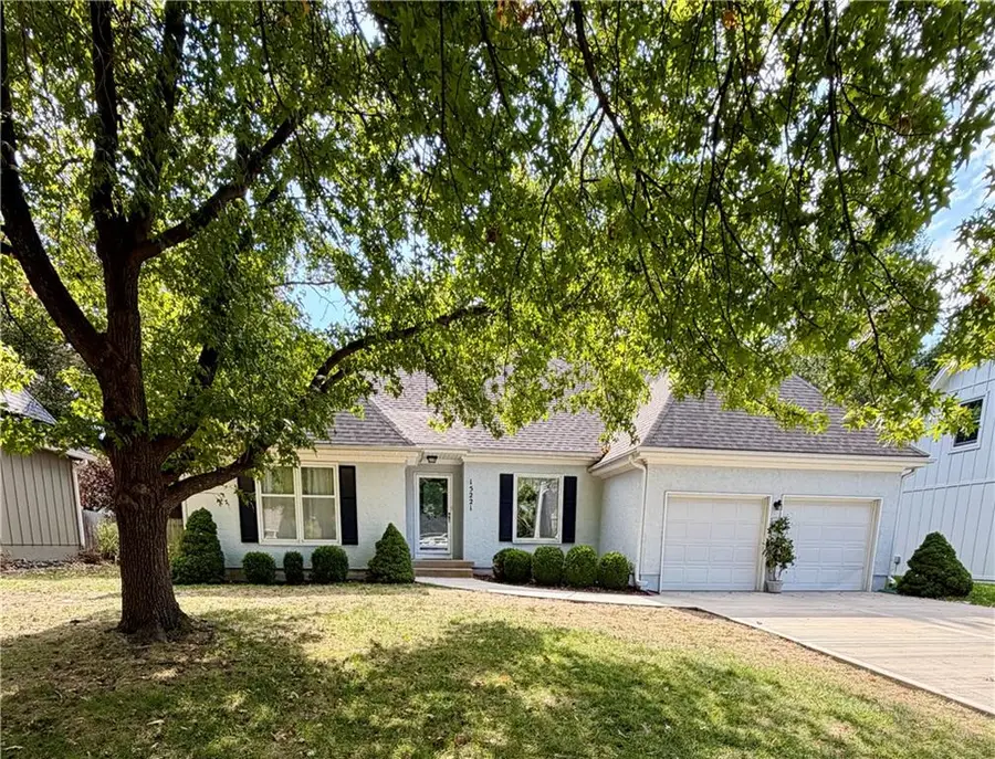 15221 W 84th Terrace, Lenexa, KS 66219 - #3