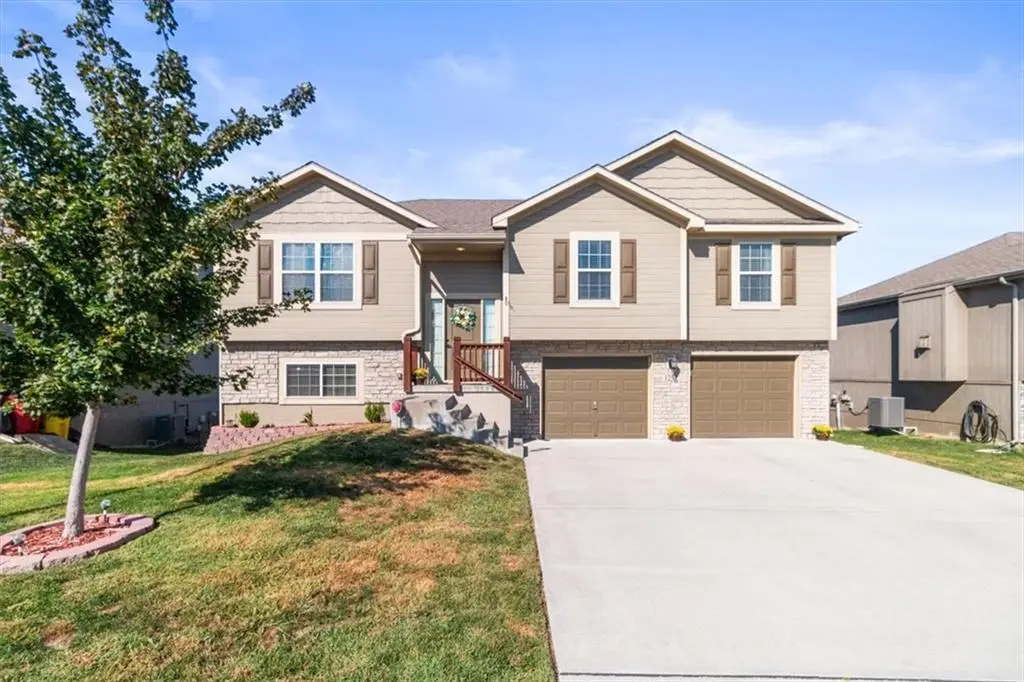 1252 NW High View Drive, Grain Valley, MO 64029 - #1