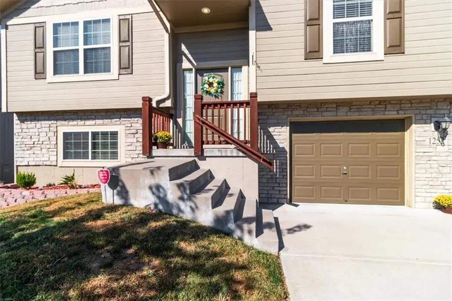1252 NW High View Drive, Grain Valley, MO 64029 - #3