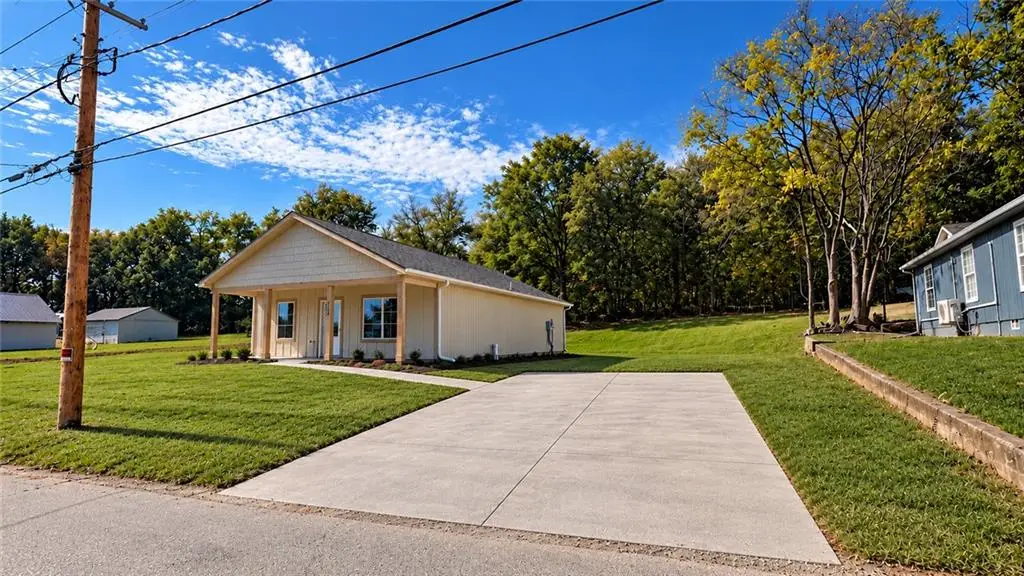552 S Whitmer Street, Richmond, MO 64085 - #1
