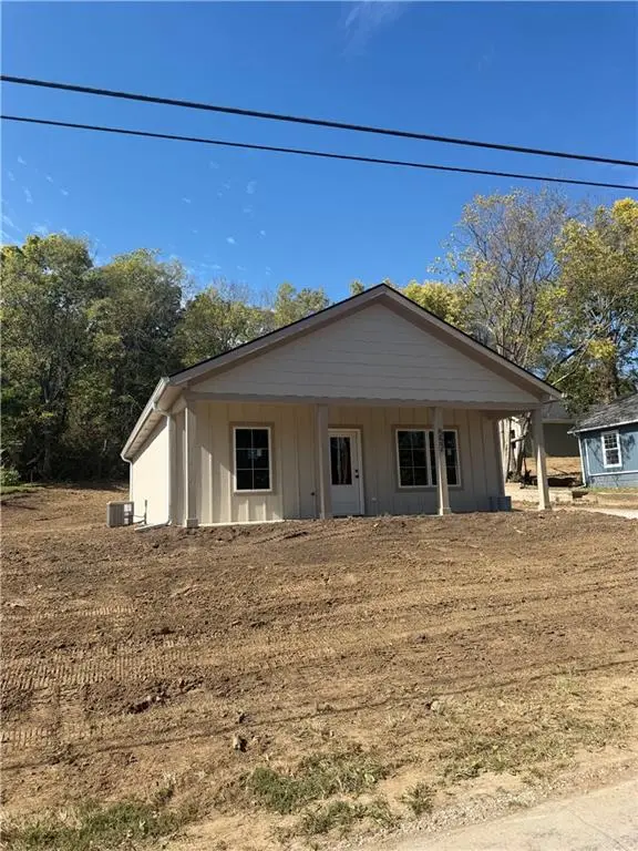 552 S Whitmer Street, Richmond, MO 64085 - #3