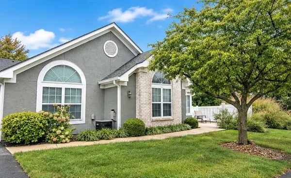 7101 Meadowsweet Lane, Shawnee, KS 66227