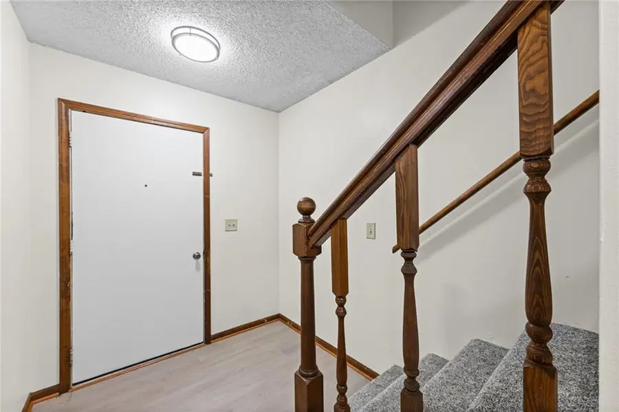 1104 Jeff Circle, Paola, KS 66071 - #2