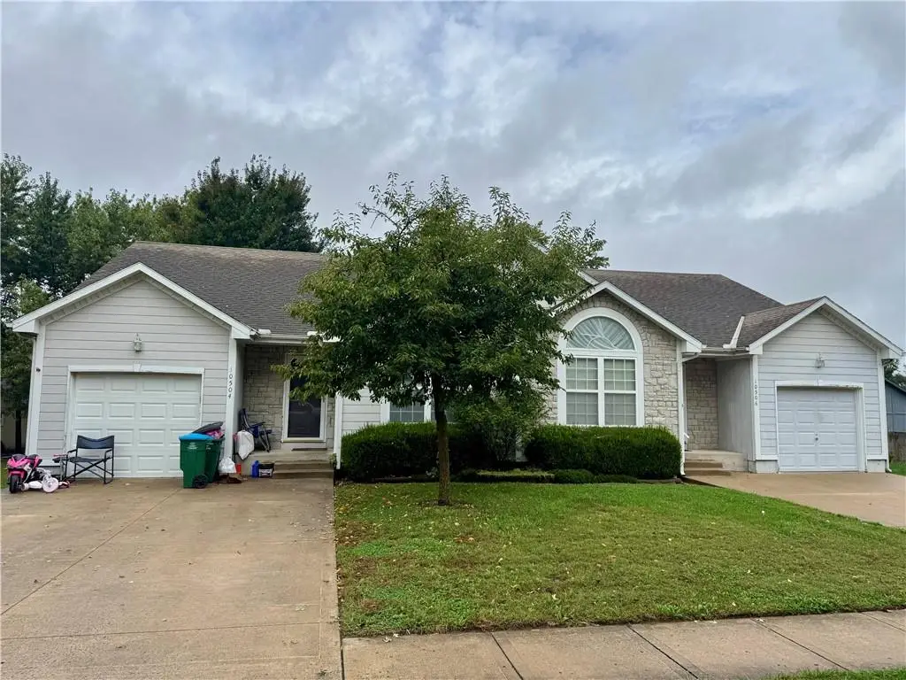 10504-06 Maple Avenue, Peculiar, MO 64078 - #1