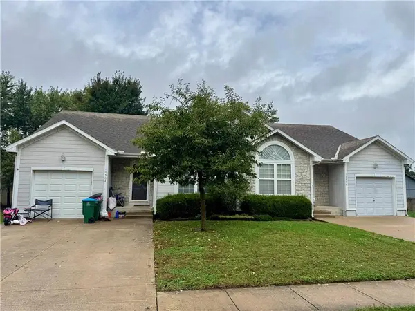 10504-06 Maple Avenue, Peculiar, MO 64078