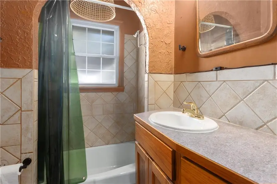 1715 Harvard Avenue, Independence, MO 64052 - #3