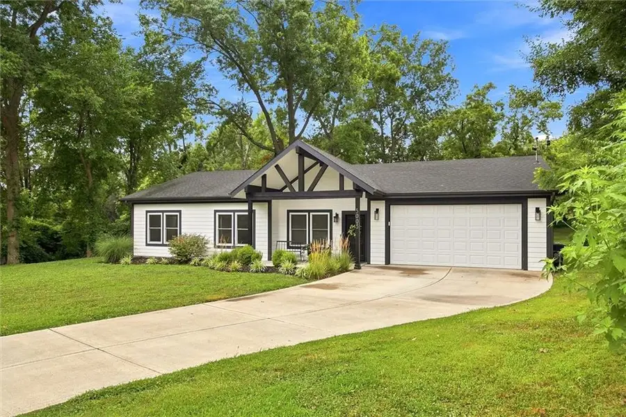 5005 Welborn Lane, Kansas City, KS 66104 - #2