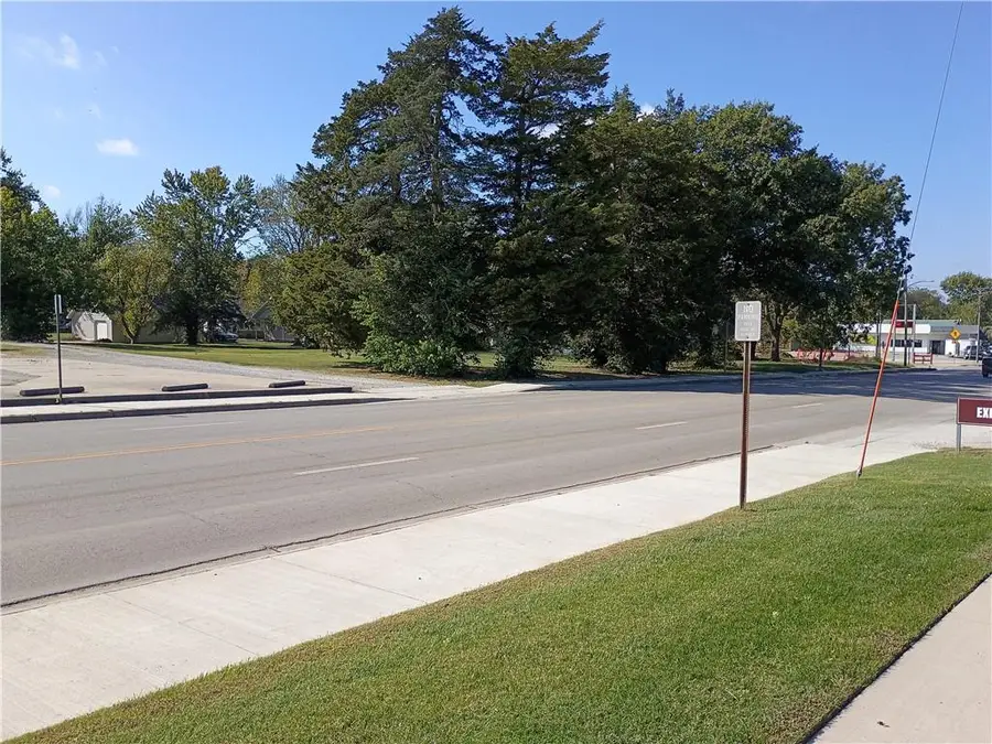 St John Highway W, Girard, KS 66743 - #3