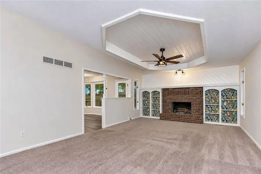 1204 SE 6th Street, Lees Summit, MO 64063 - #3