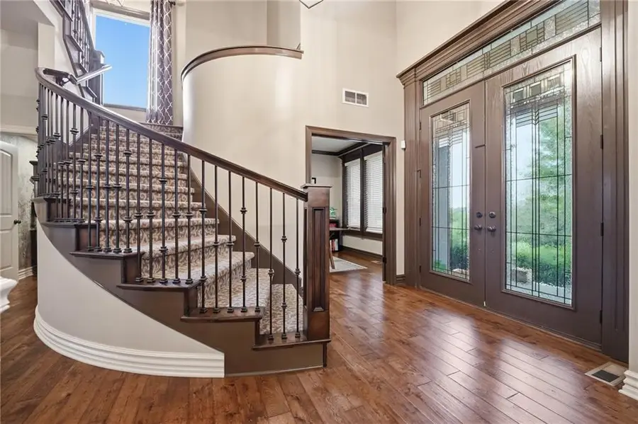 320 NW Thoreau Circle, Lees Summit, MO 64081 - #3