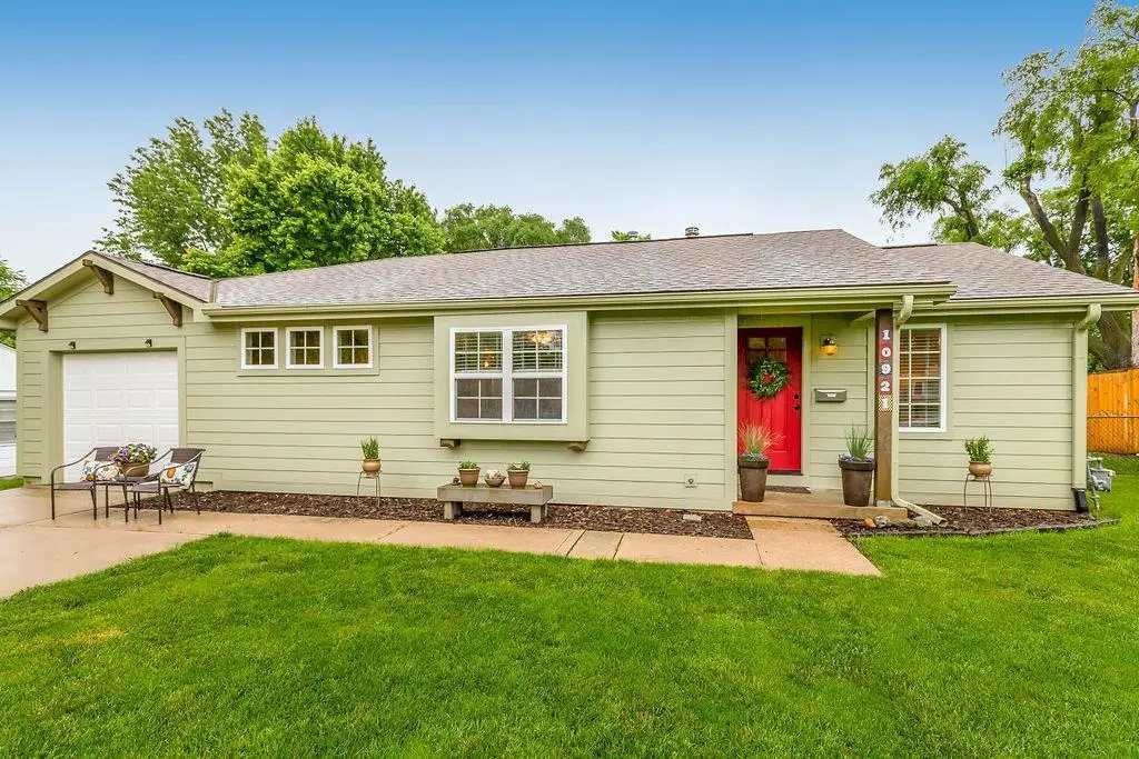 10921 W 64th Terrace, Shawnee, KS 66203 - #1