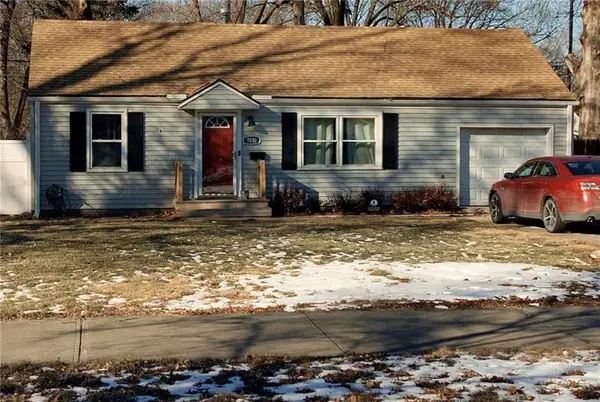 7616 Santa Fe Drive, Overland Park, KS 66204