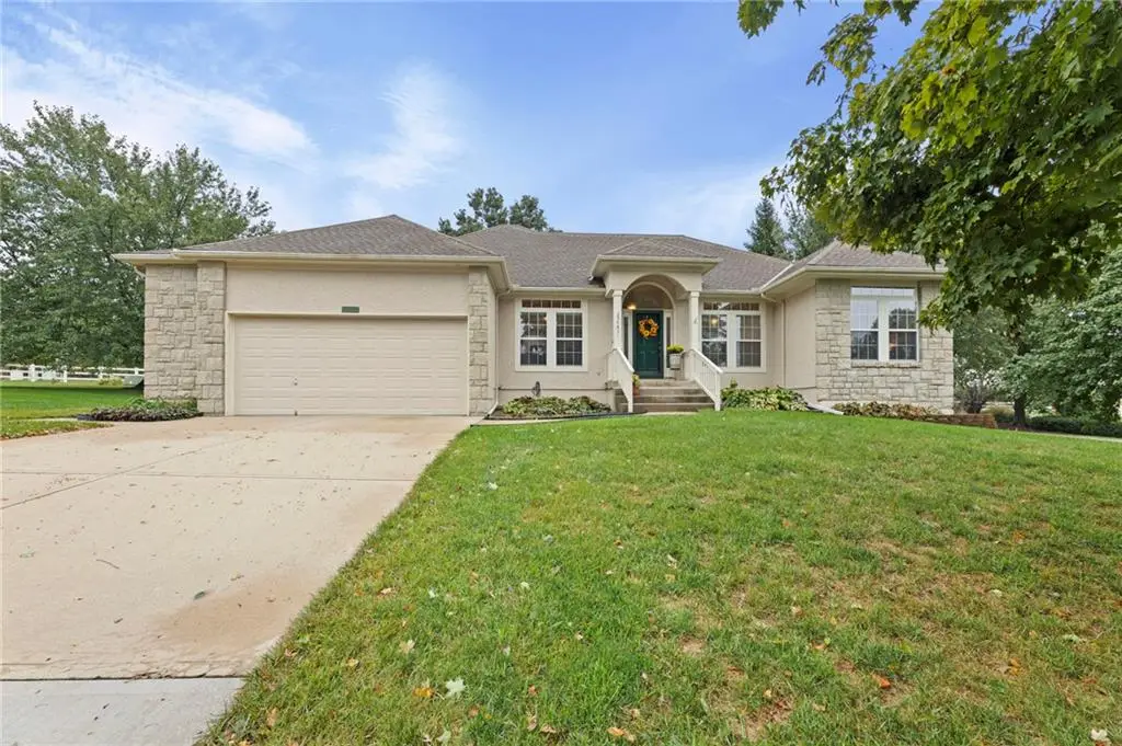 29483 Masters Court, Louisburg, KS 66053 - #1