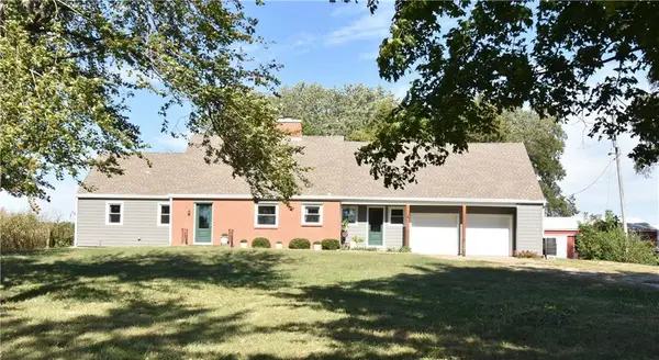 9700 W 319th Street, Louisburg, KS 66053