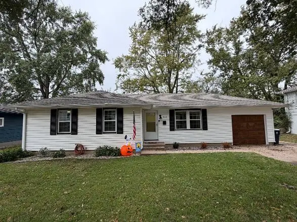 9410 Palmer Avenue, Kansas City, MO 64138 - #1