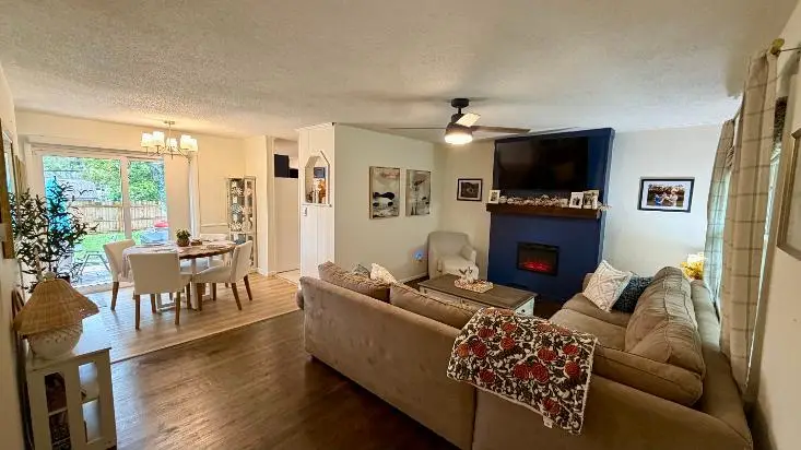 9410 Palmer Avenue, Kansas City, MO 64138 - #2