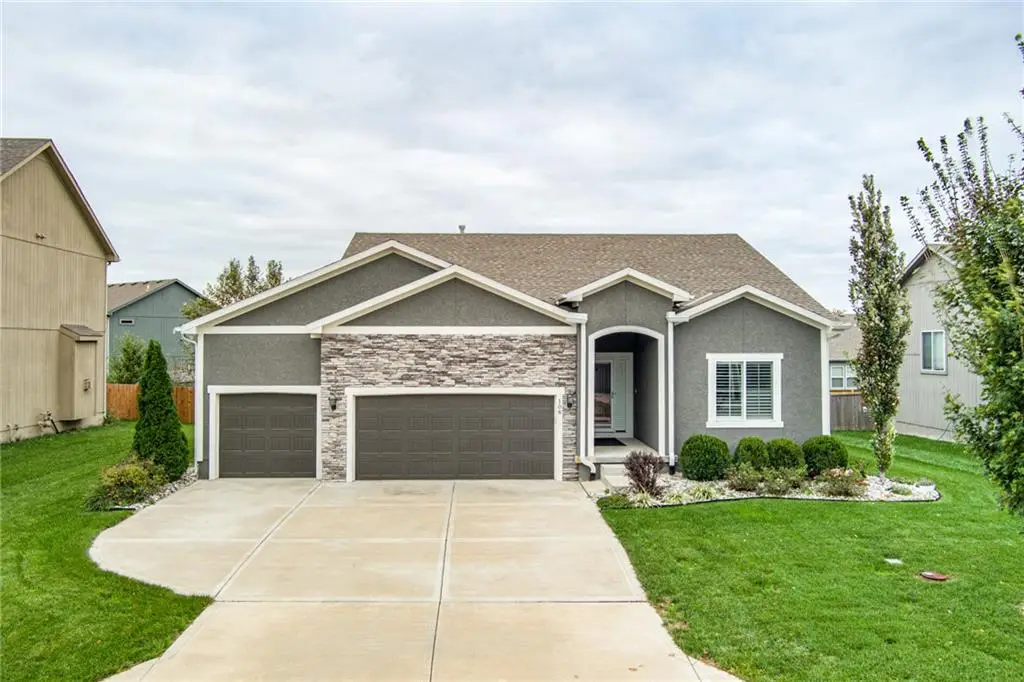 108 SW Ayden Lane, Blue Springs, MO 64064 - #1