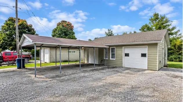 111 S Pine Street, Gallatin, MO 64640 - #3