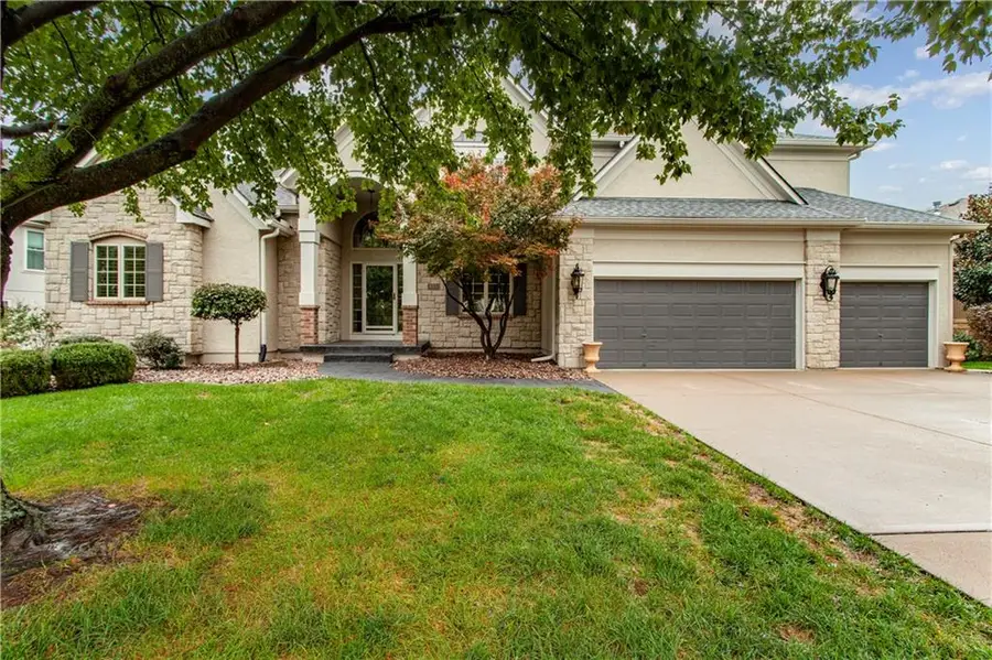 205 SW Lewis Court, Lees Summit, MO 64081 - #2