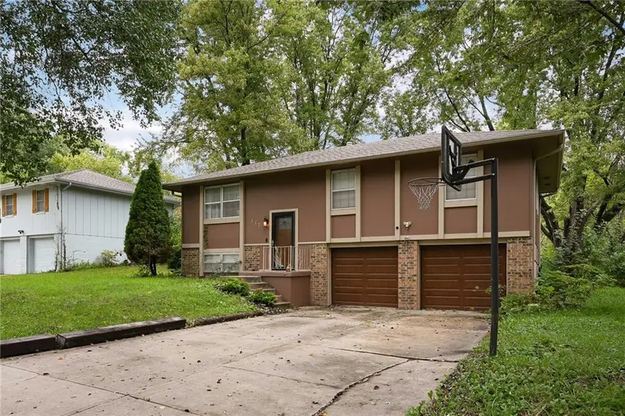 317 SW Shamrock Place, Blue Springs, MO 64014 - #2