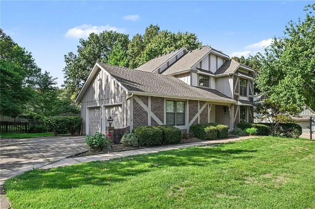 2305 W 120th Terrace, Leawood, KS 66209 - #1
