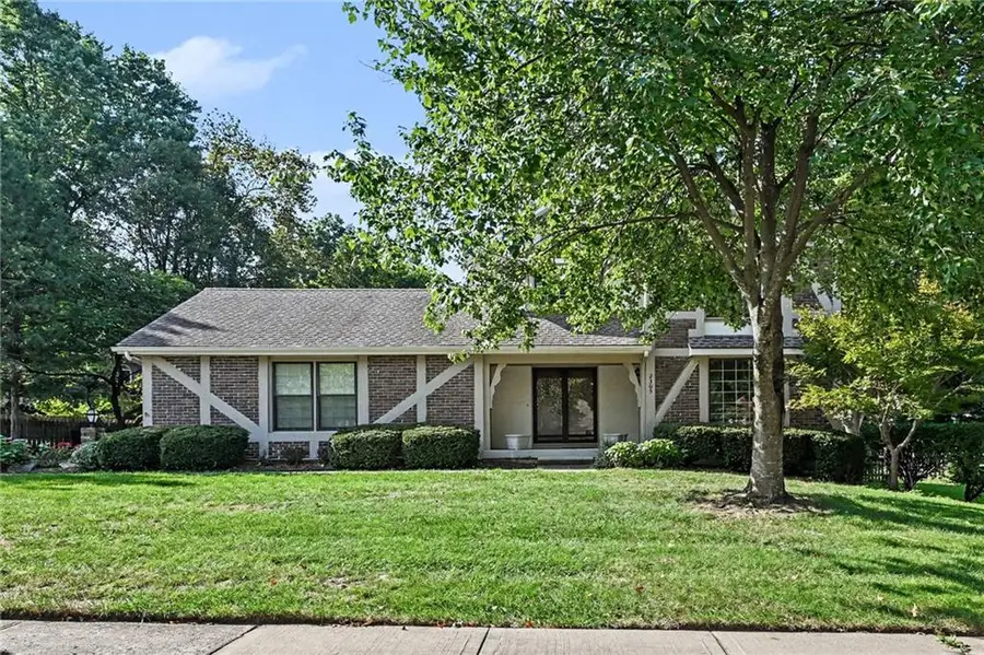2305 W 120th Terrace, Leawood, KS 66209 - #3