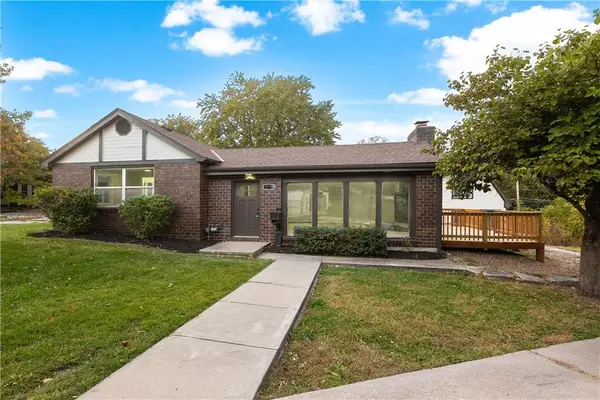 2712 S Sante Fe Road, Independence, MO 64052