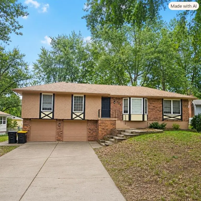 504 Johnston Drive, Blue Springs, MO 64014 - #1