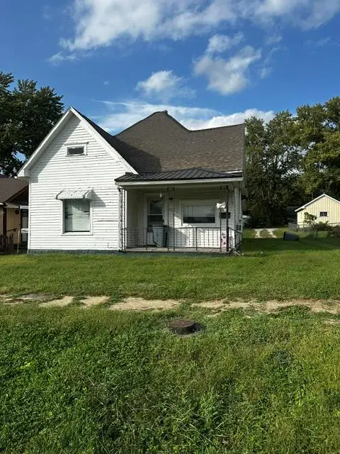 212 Seventh Street, Cameron, MO 64429