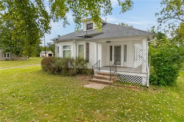 236 Seneca Street N, Troy, KS 66087