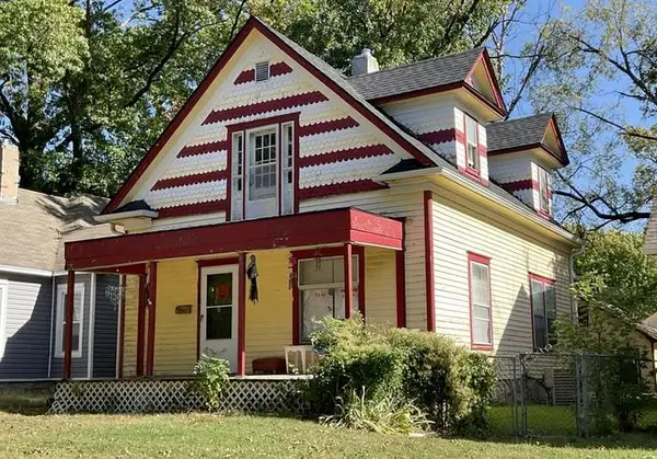 1412 SW Fillmore Street, Topeka, KS 66604