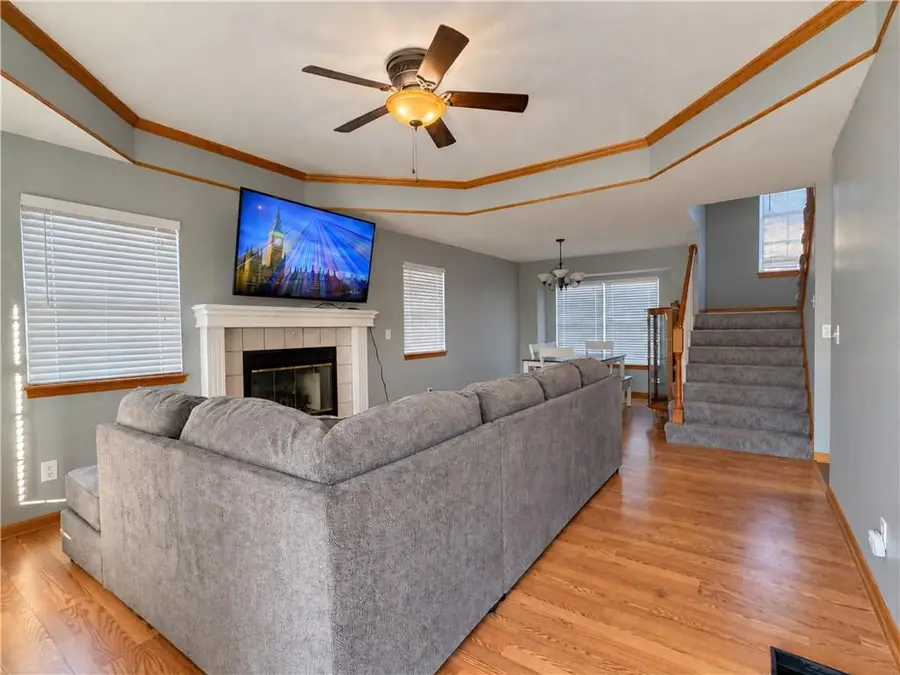 1001 Peggy Drive, Greenwood, MO 64034 - #3