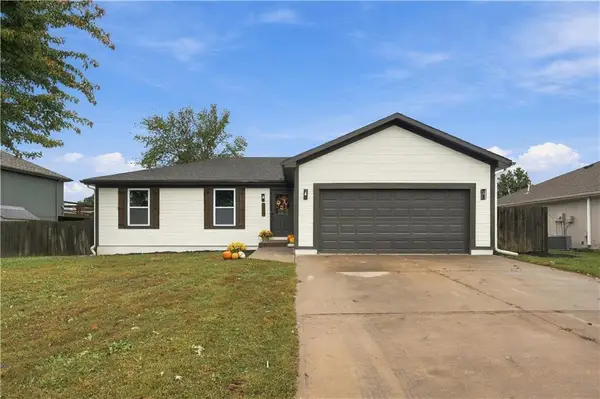 106 Trinity Circle, Harrisonville, MO 64701
